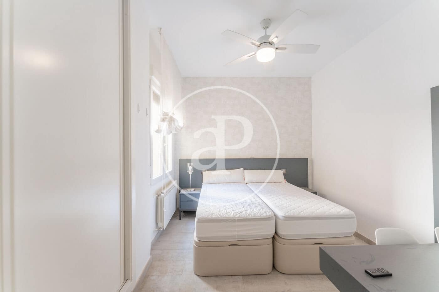 3 quarto Apartamento para arrendar em Madrid cidade - 3 300 € (Ref: 9125359)