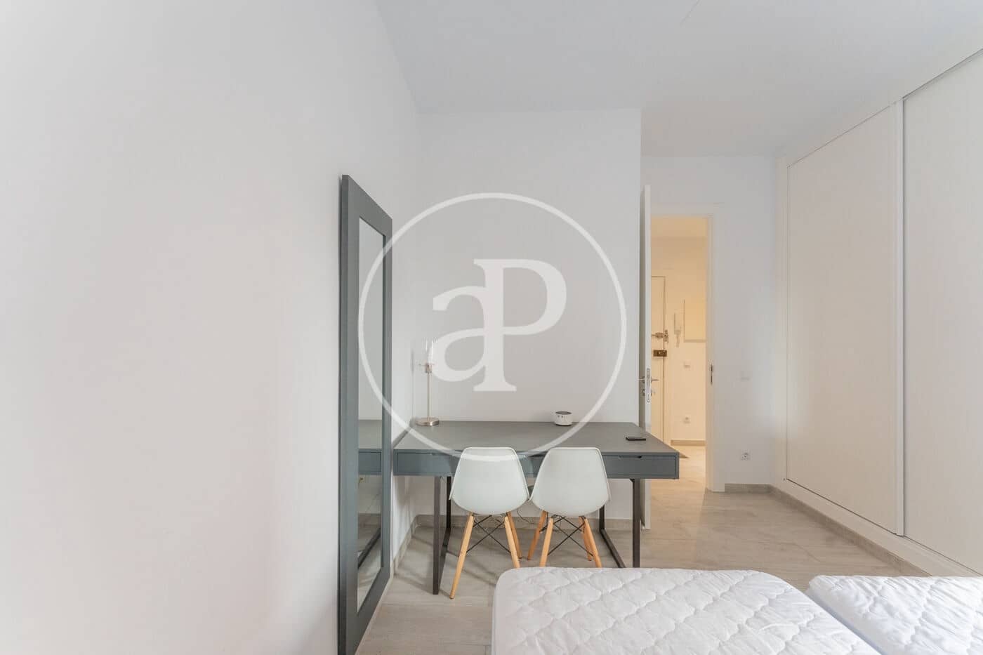 3 quarto Apartamento para arrendar em Madrid cidade - 3 300 € (Ref: 9125359)