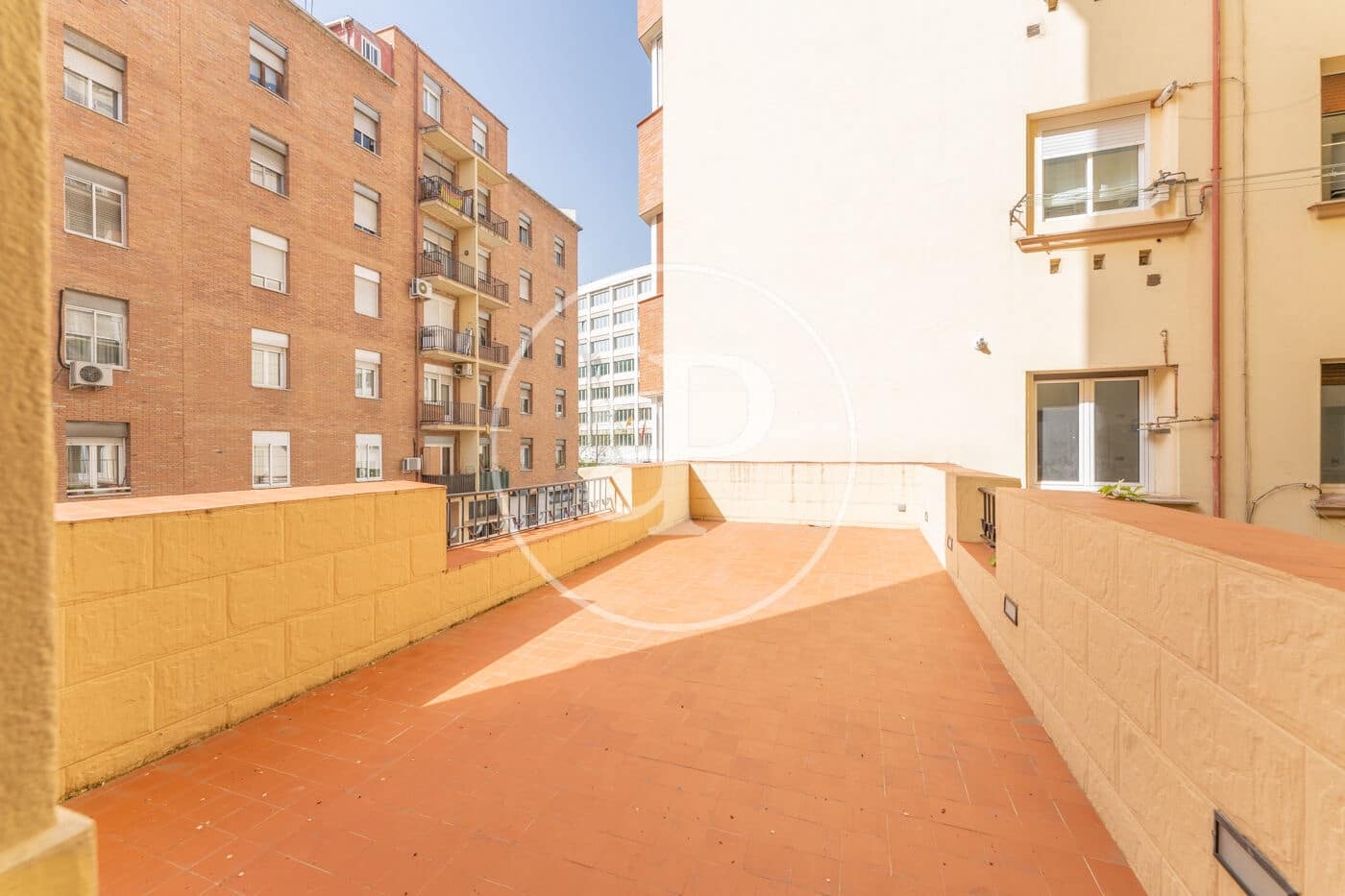 3 quarto Apartamento para arrendar em Madrid cidade - 3 300 € (Ref: 9125359)