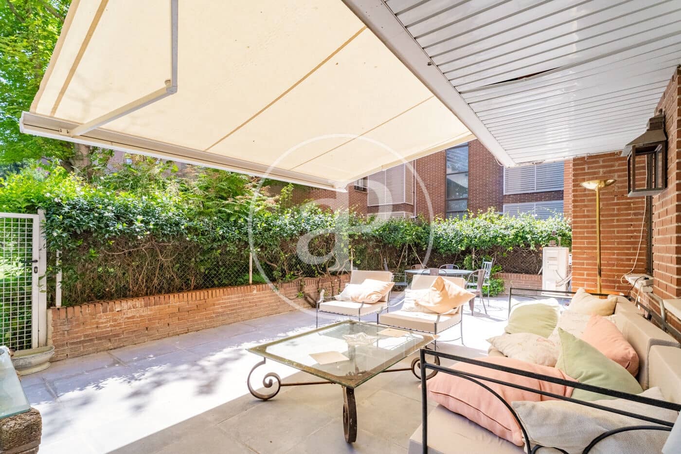 3 sypialnia Apartament na sprzedaż w Pozuelo de Alarcon z basenem - 950 000 € (Ref: 9125362)