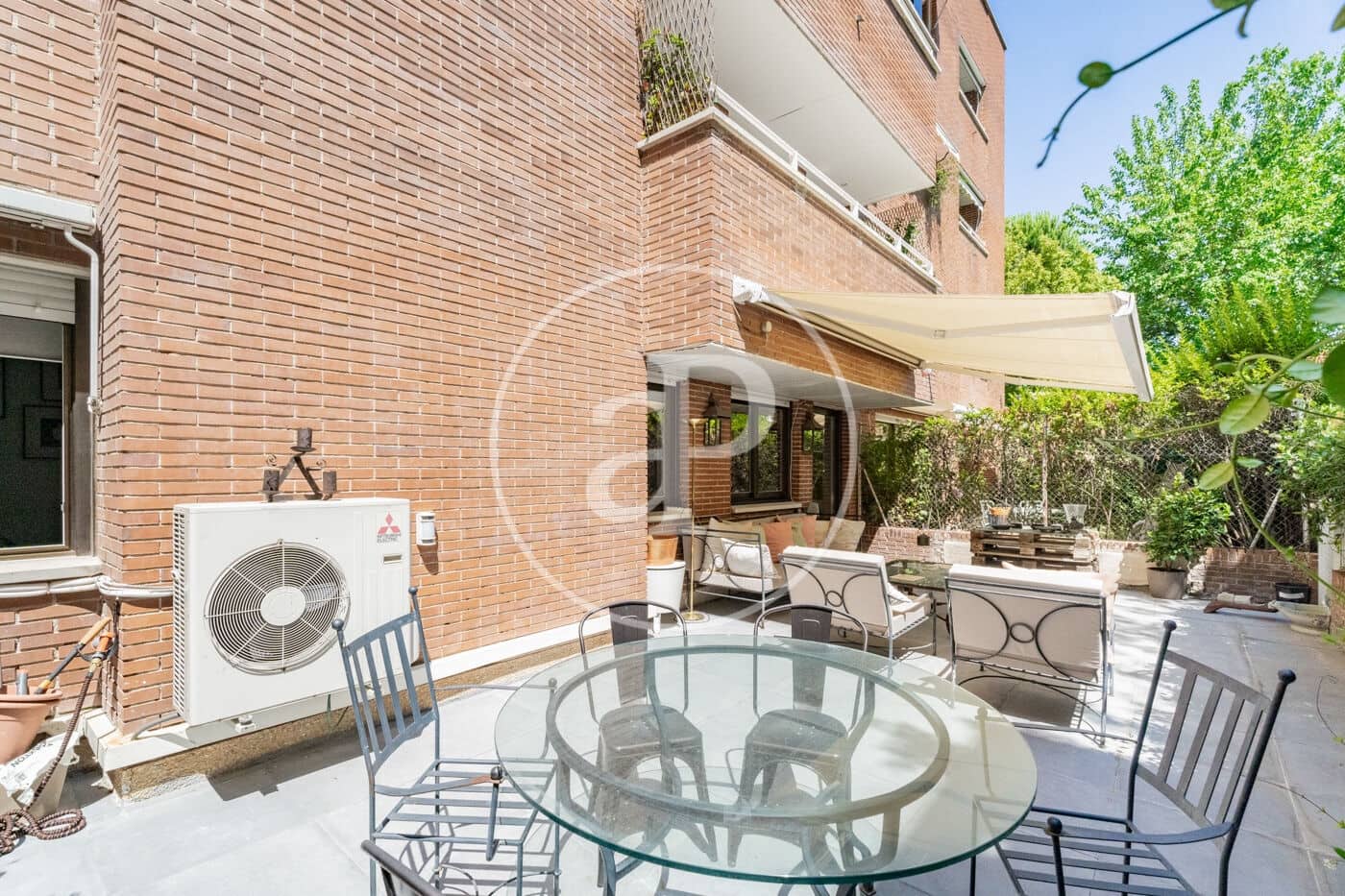 3 sypialnia Apartament na sprzedaż w Pozuelo de Alarcon z basenem - 950 000 € (Ref: 9125362)