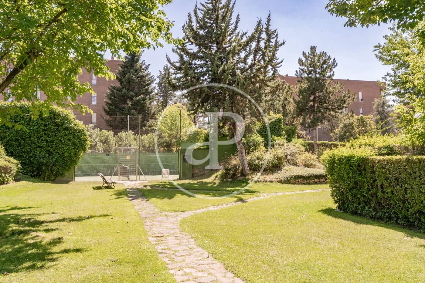 3 sypialnia Apartament na sprzedaż w Pozuelo de Alarcon z basenem - 950 000 € (Ref: 9125362)