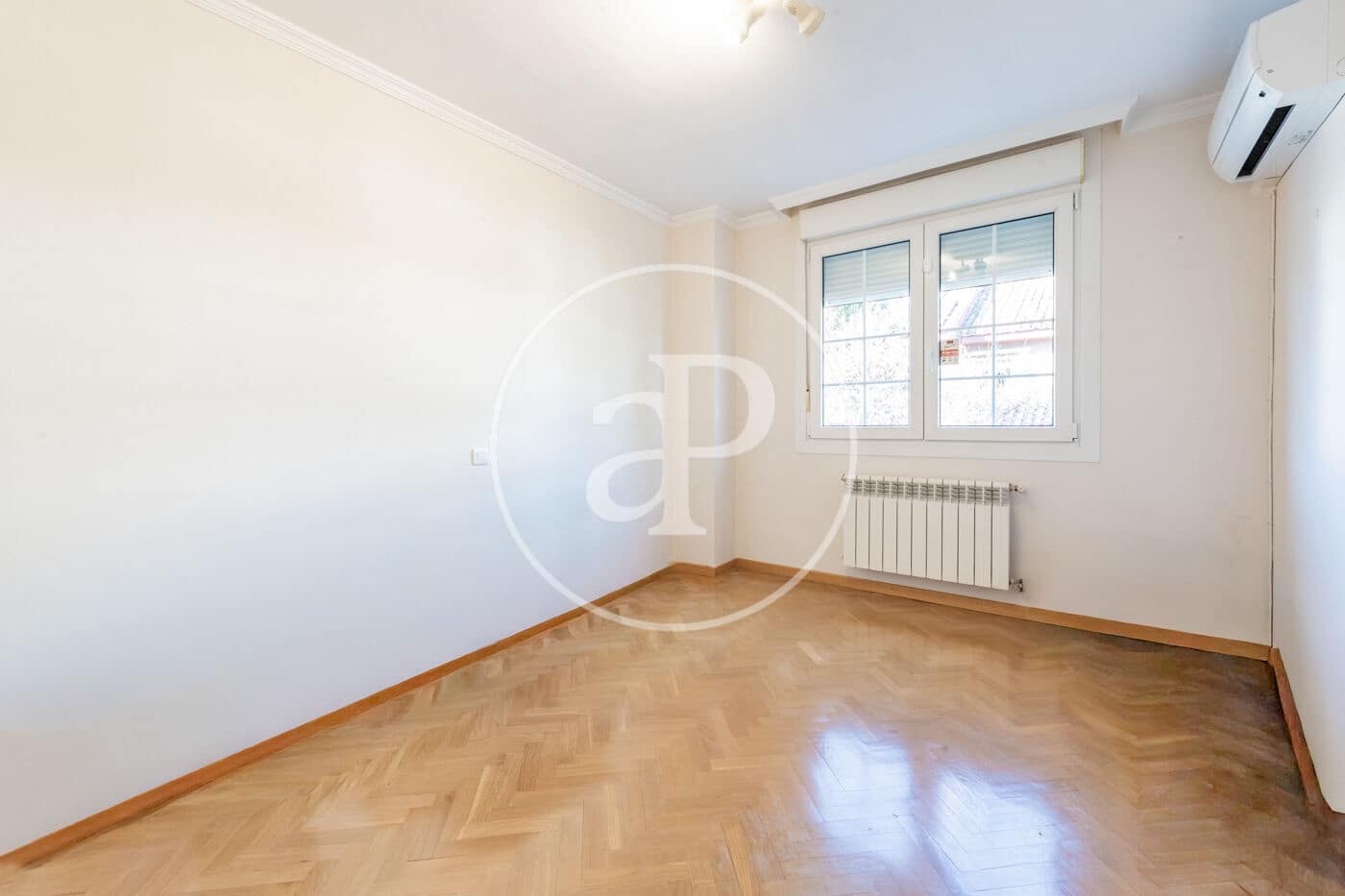 4 soverom Villa til salgs i Madrid by med svømmebasseng - € 1 295 000 (Ref: 9125365)