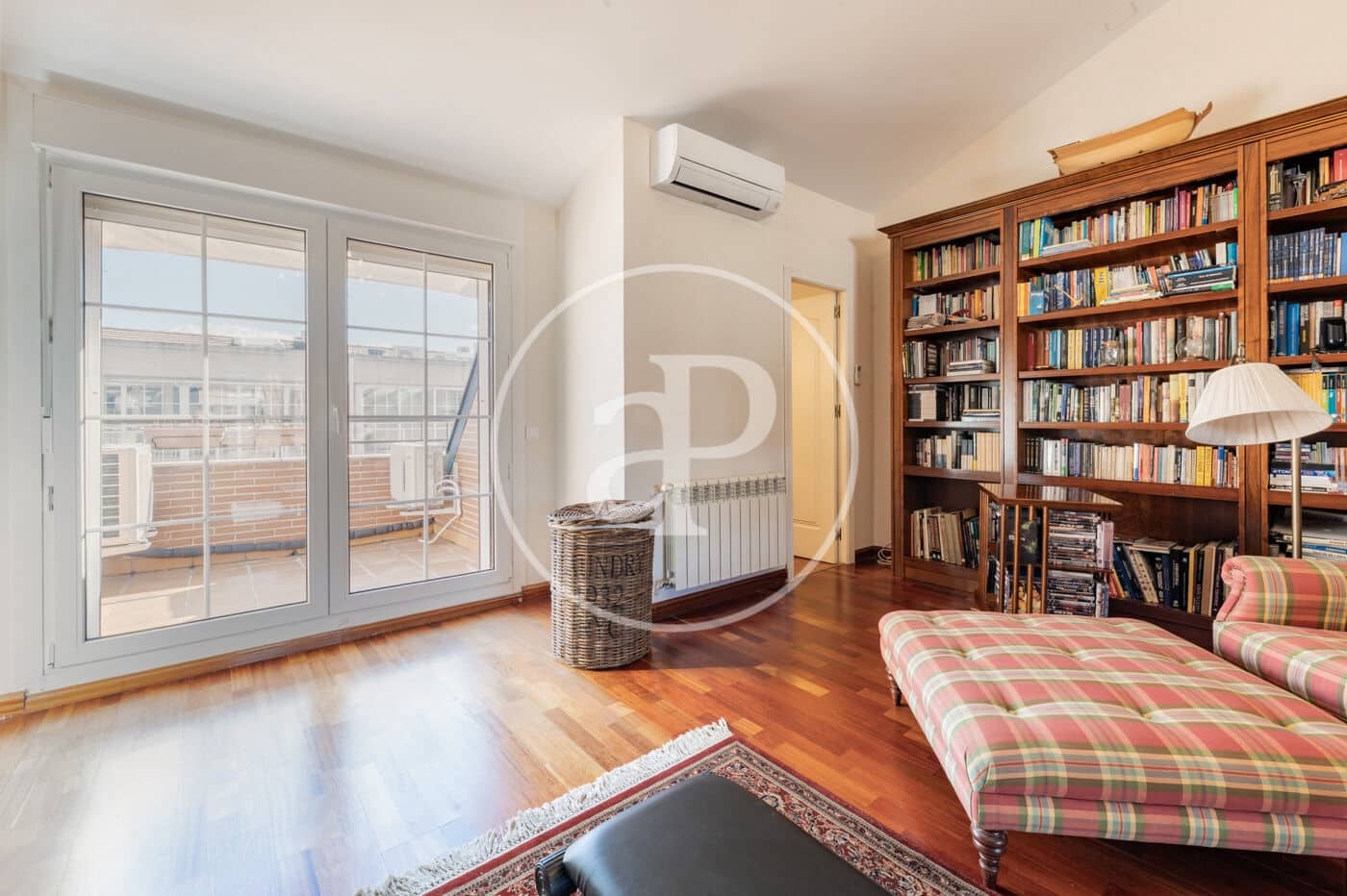 4 soverom Villa til salgs i Madrid by med svømmebasseng - € 1 295 000 (Ref: 9125365)