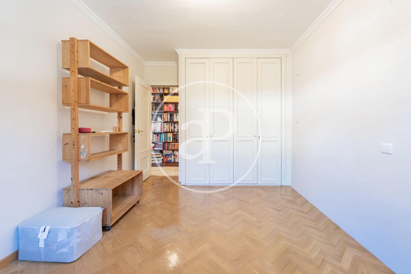 4 soverom Villa til salgs i Madrid by med svømmebasseng - € 1 295 000 (Ref: 9125365)