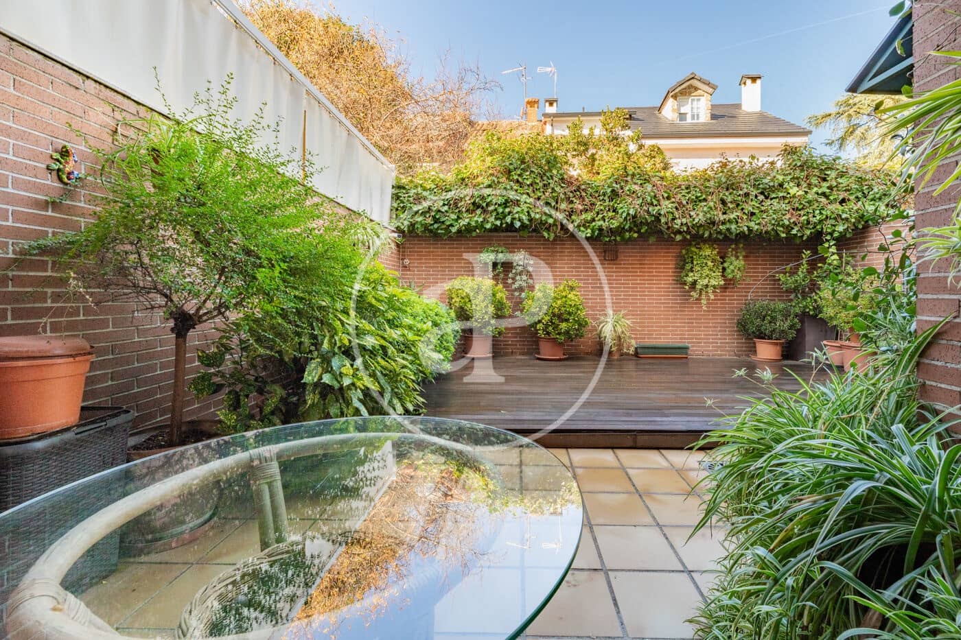 4 soverom Villa til salgs i Madrid by med svømmebasseng - € 1 295 000 (Ref: 9125365)