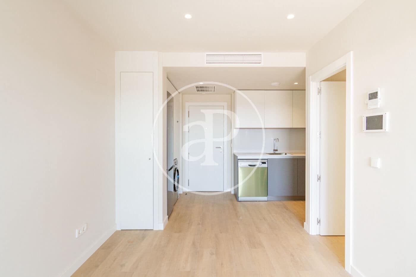 1 soveværelse Lejlighed til leje i Madrid by med swimmingpool - € 1.425 (Ref: 9125366)