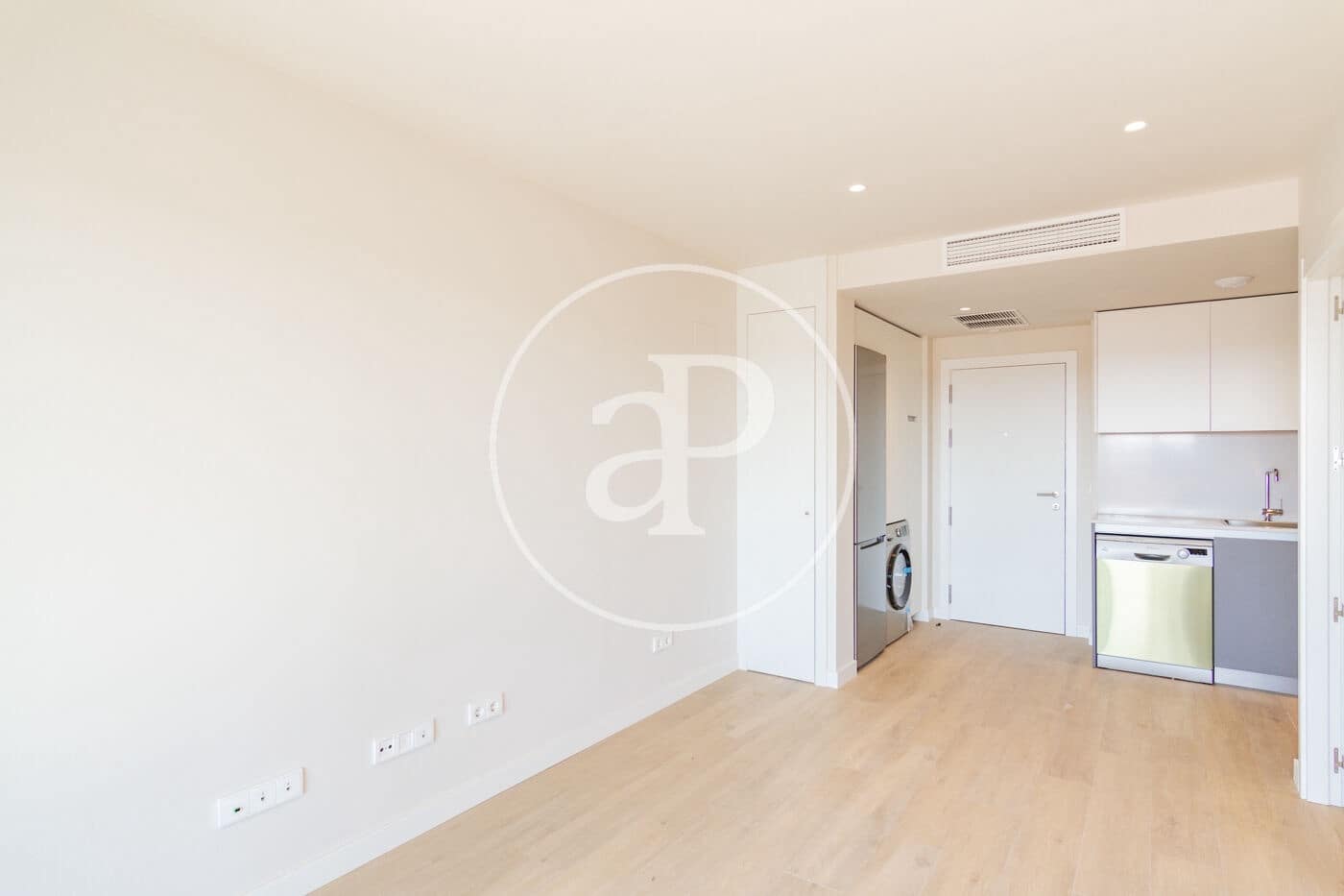 1 soveværelse Lejlighed til leje i Madrid by med swimmingpool - € 1.425 (Ref: 9125366)