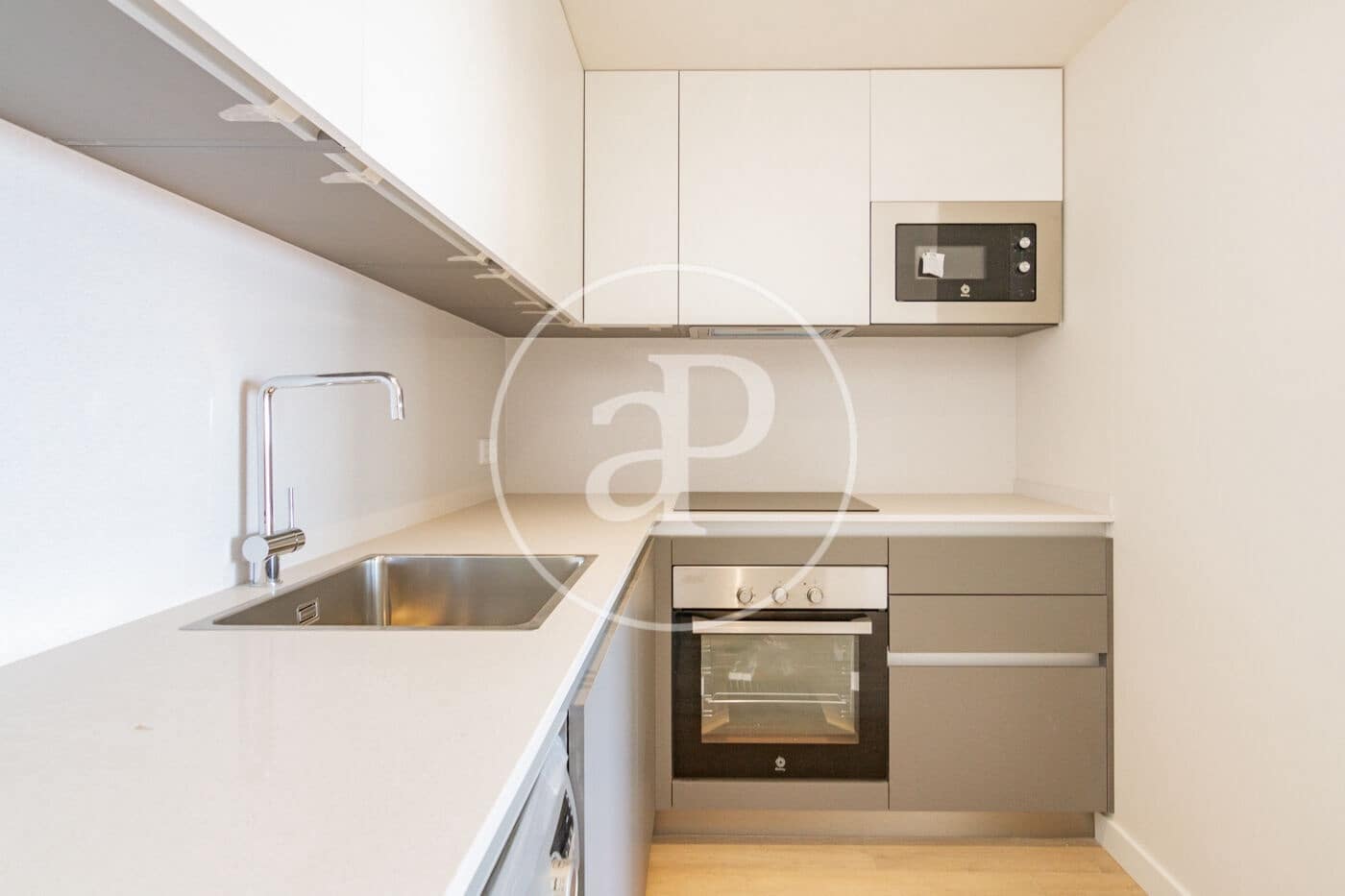 1 soveværelse Lejlighed til leje i Madrid by med swimmingpool - € 1.425 (Ref: 9125366)