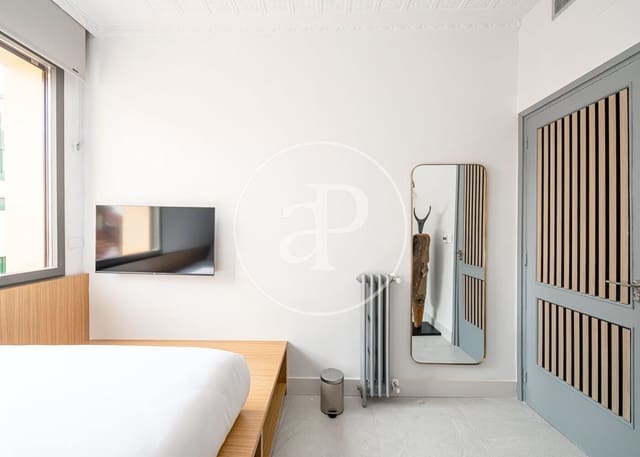 Apartamento de 5 habitaciones en Palacio, Madrid ciudad en venta - 850.000 € (Ref: 9126911)