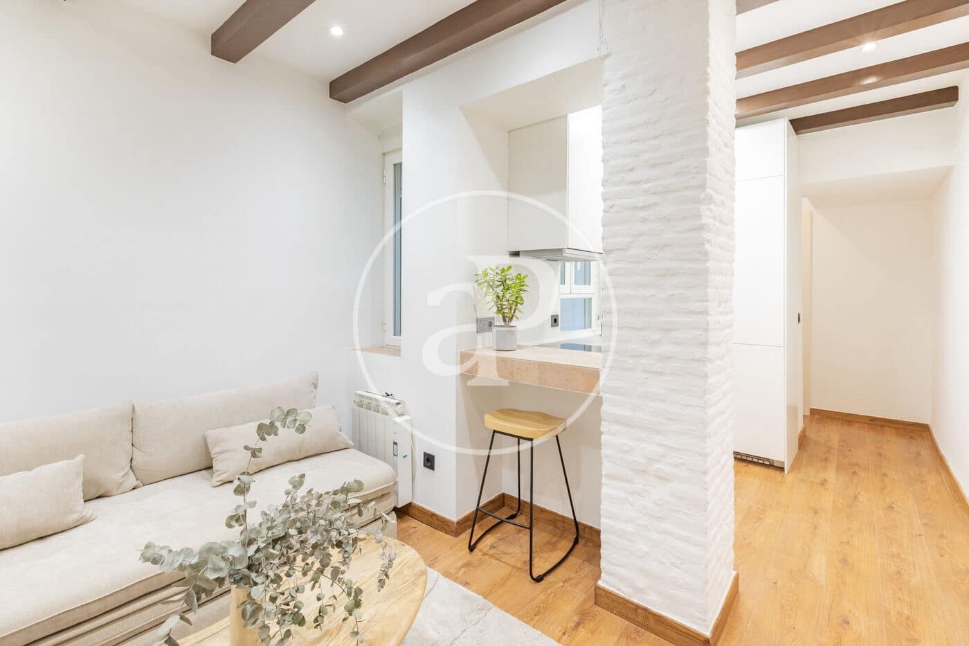 1 quarto Apartamento para arrendar em Madrid cidade - 1 300 € (Ref: 9128573)