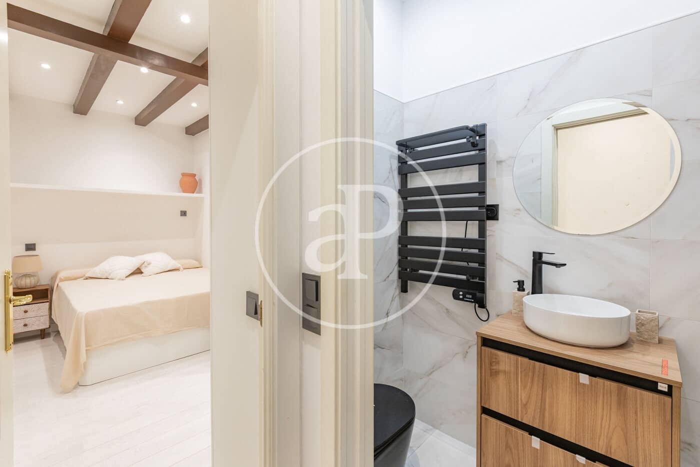 1 quarto Apartamento para arrendar em Madrid cidade - 1 300 € (Ref: 9128573)