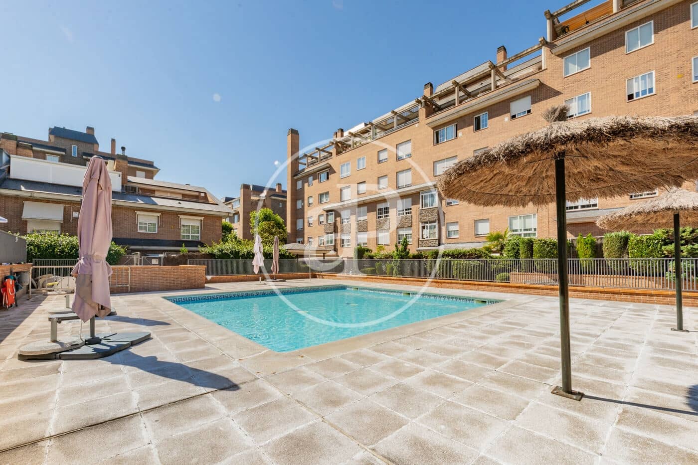 8 sypialnia Willa na sprzedaż w San Sebastian de los Reyes z basenem - 999 000 € (Ref: 9128574)