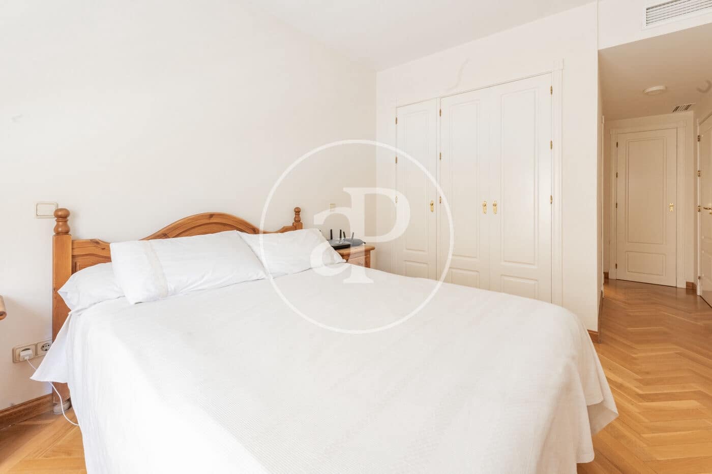 8 sypialnia Willa na sprzedaż w San Sebastian de los Reyes z basenem - 999 000 € (Ref: 9128574)