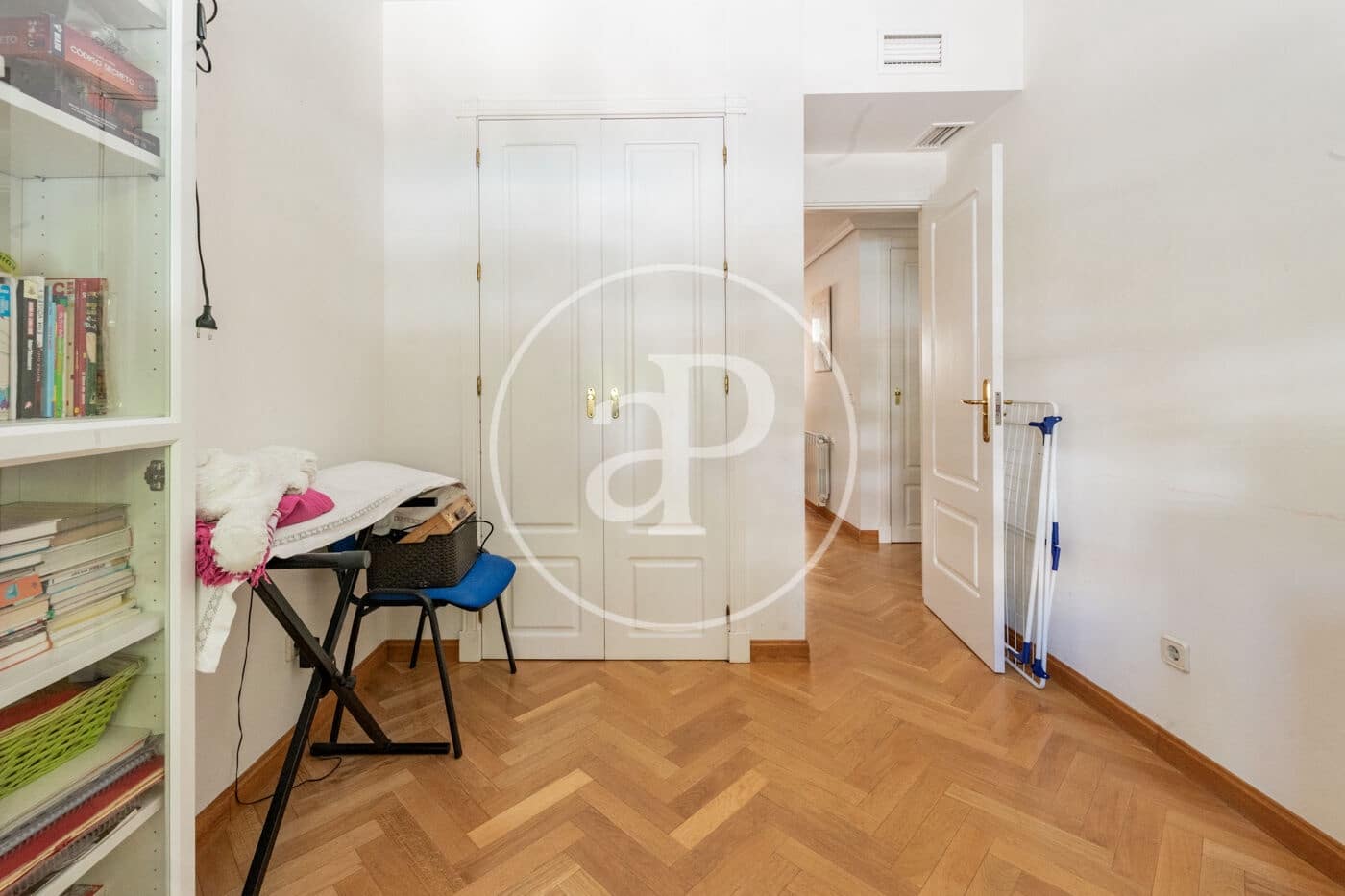 8 sypialnia Willa na sprzedaż w San Sebastian de los Reyes z basenem - 999 000 € (Ref: 9128574)