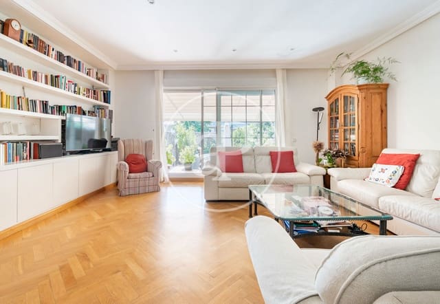 8 soveværelse Villa til salg i San Sebastián de los Reyes med swimmingpool - € 1.250.000 (Ref: 9128574)