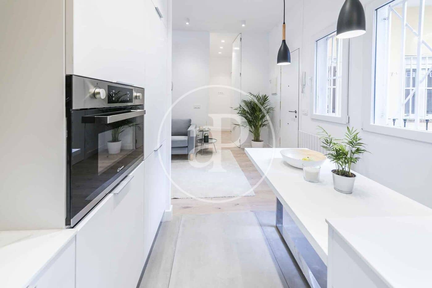 1 slaapkamer Appartement te huur in Madrid stad - € 1.400 (Ref: 9128577)