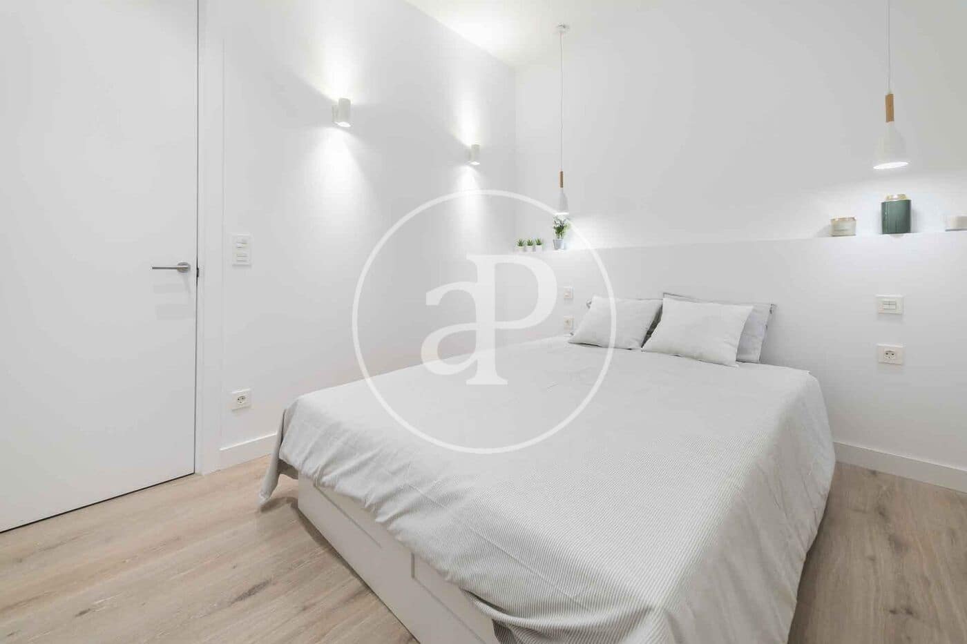 1 slaapkamer Appartement te huur in Madrid stad - € 1.400 (Ref: 9128577)