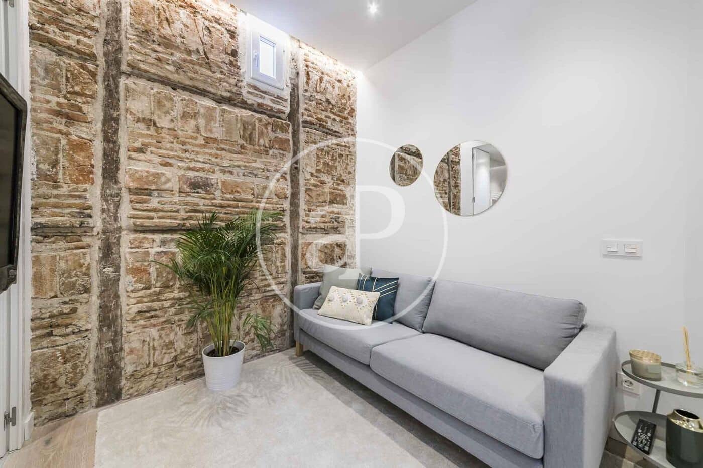 1 slaapkamer Appartement te huur in Madrid stad - € 1.400 (Ref: 9128577)