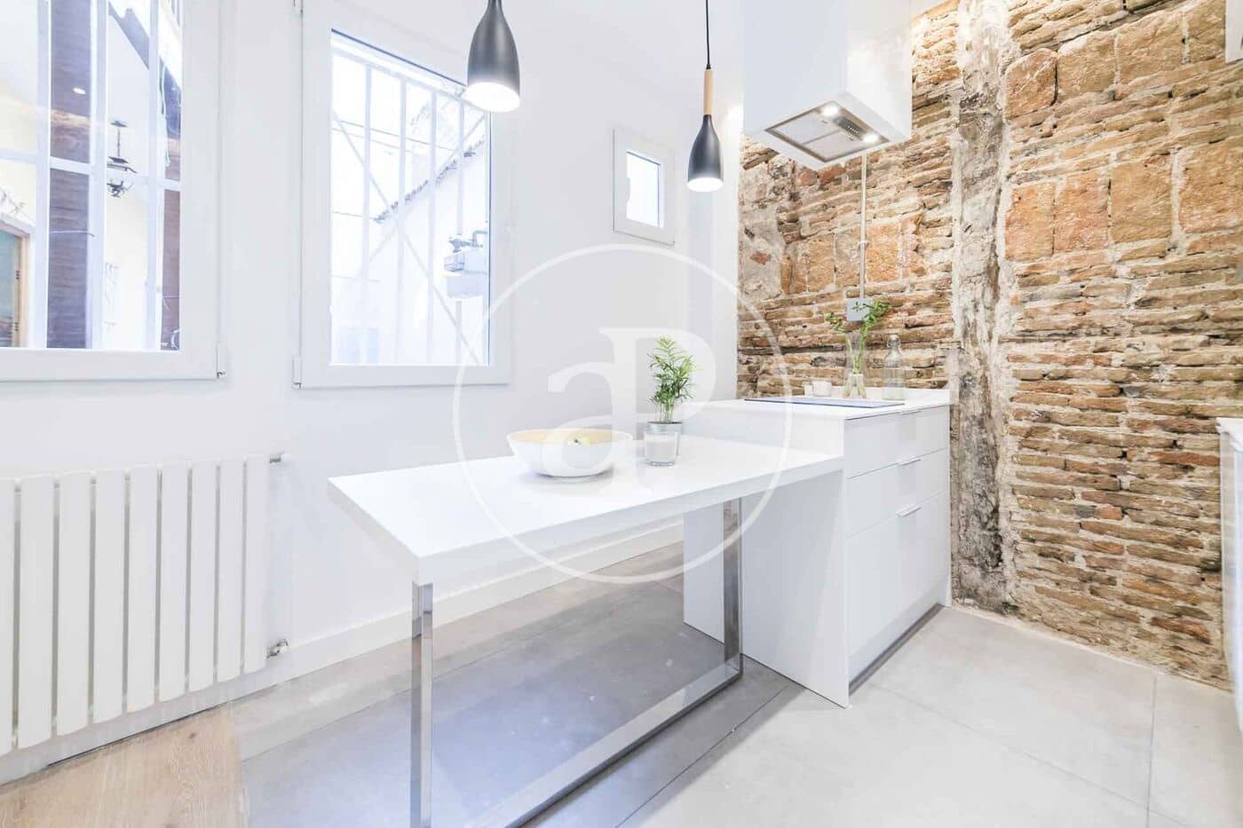 1 slaapkamer Appartement te huur in Madrid stad - € 1.400 (Ref: 9128577)