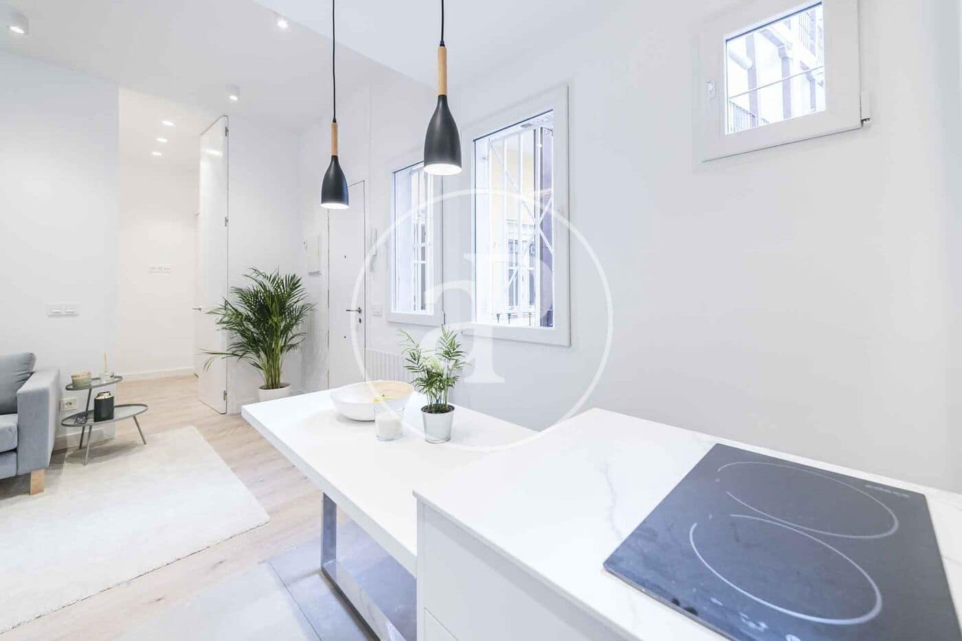 1 slaapkamer Appartement te huur in Madrid stad - € 1.400 (Ref: 9128577)