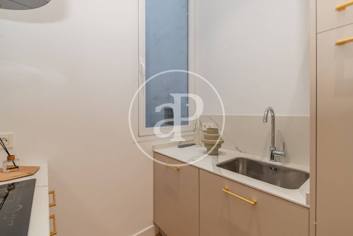 1 makuuhuone Huoneisto vuokrattavana paikassa Madrid kaupunki - 1 350 € (Ref: 9128578)