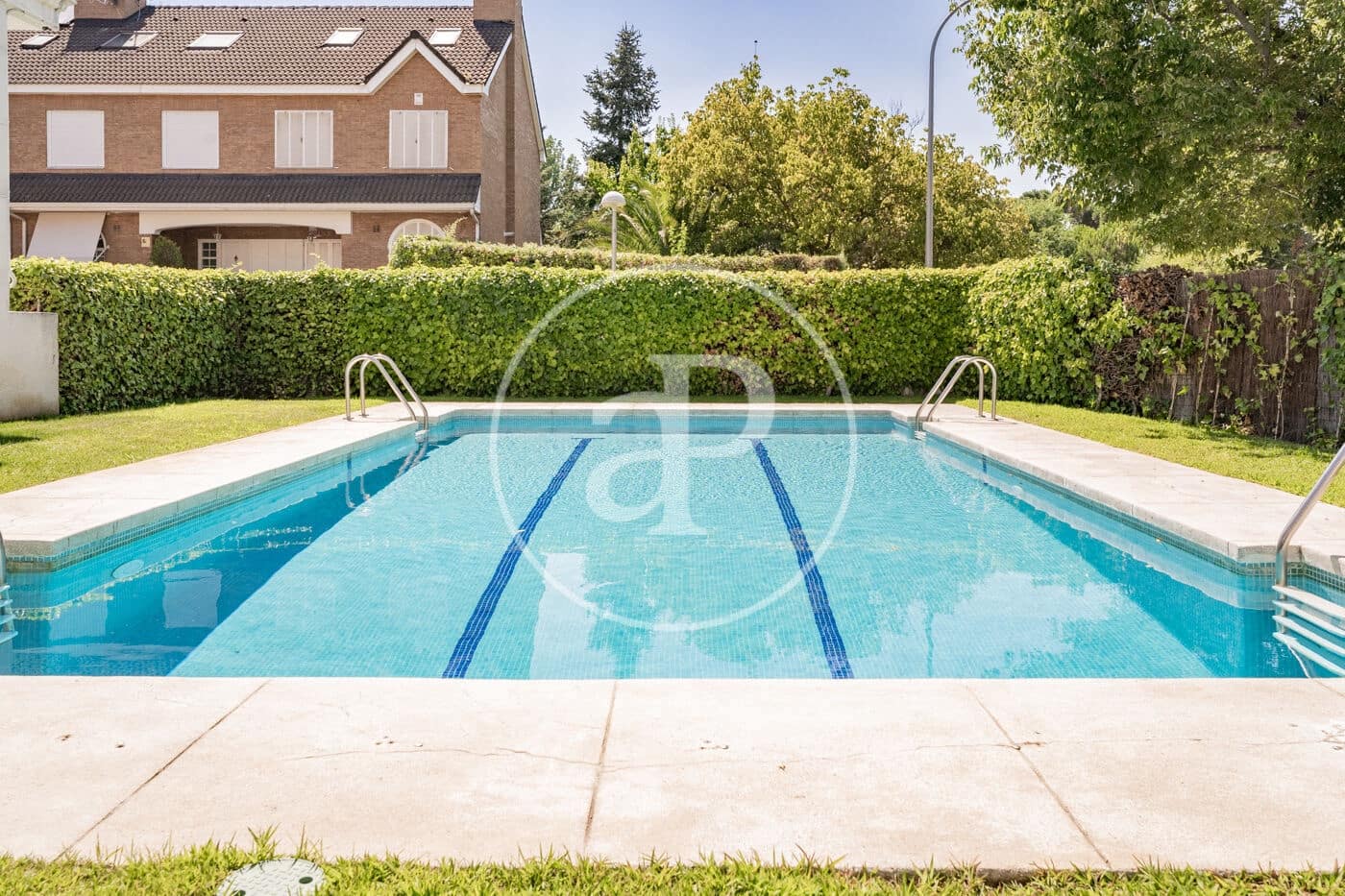 5 soveværelse Villa til salg i Madrid by med swimmingpool - € 1.140.000 (Ref: 9128579)