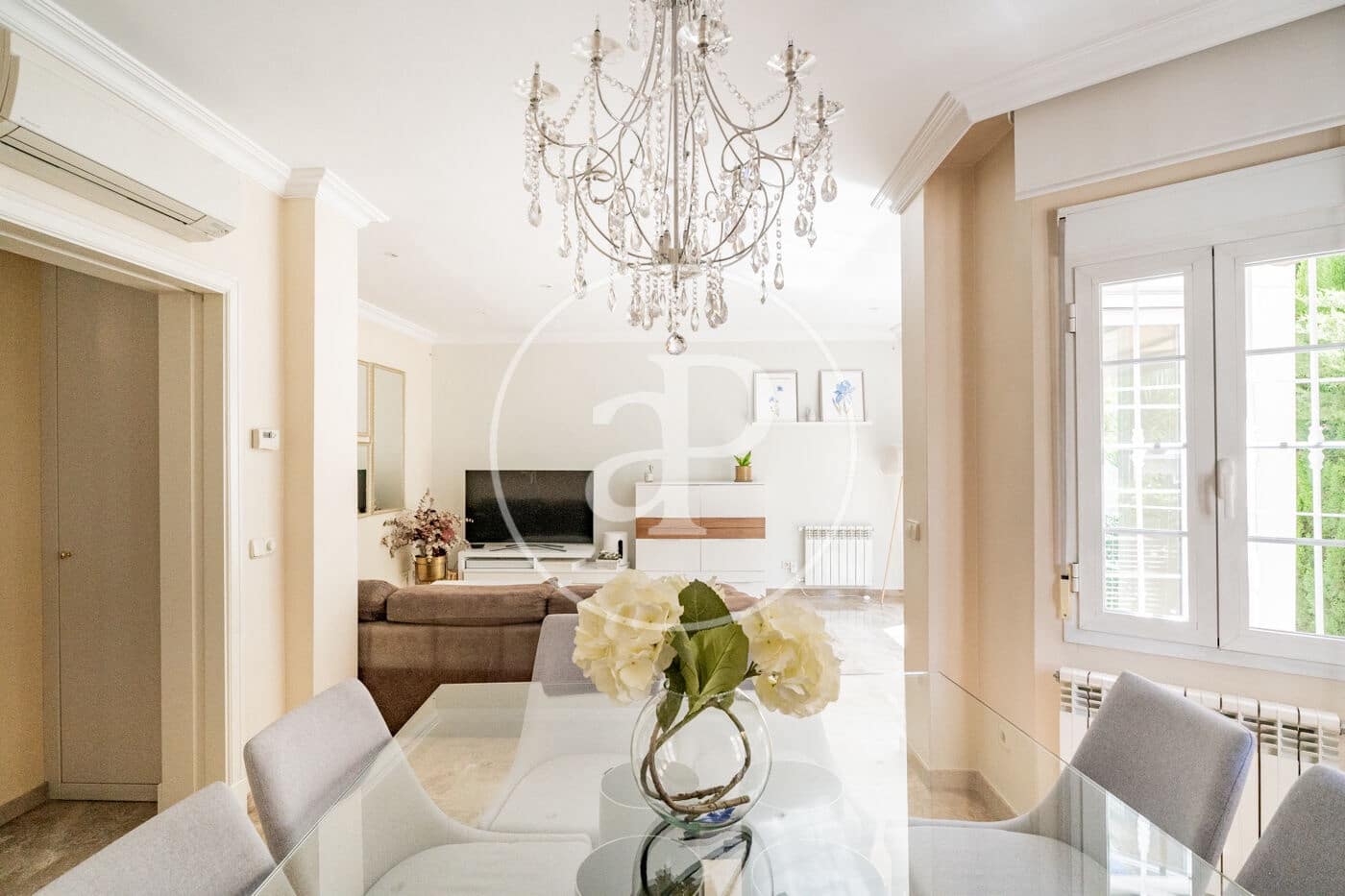 5 soveværelse Villa til salg i Madrid by med swimmingpool - € 1.140.000 (Ref: 9128579)