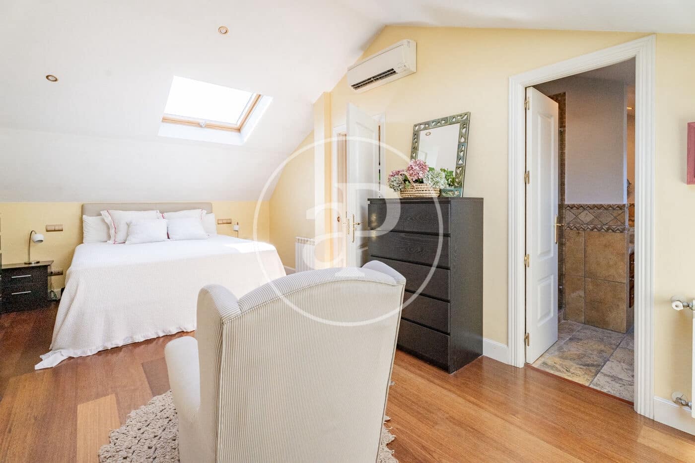 5 soveværelse Villa til salg i Madrid by med swimmingpool - € 1.140.000 (Ref: 9128579)