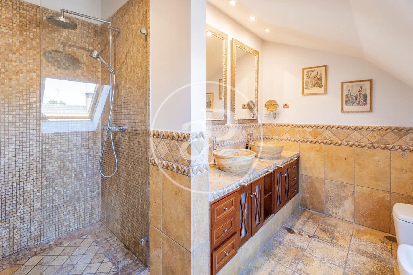 5 soveværelse Villa til salg i Madrid by med swimmingpool - € 1.140.000 (Ref: 9128579)