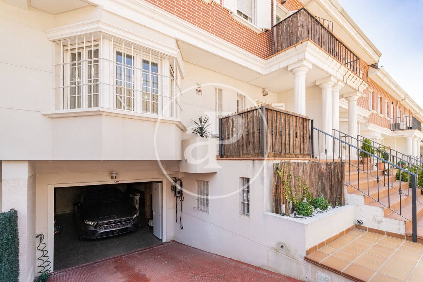 5 soveværelse Villa til salg i Madrid by med swimmingpool - € 1.140.000 (Ref: 9128579)