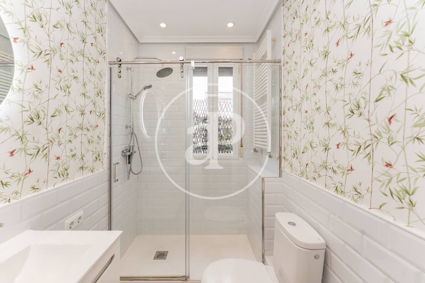 1 sovrum Lägenhet att hyra i Madrid stad - 2 500 € (Ref: 9129967)
