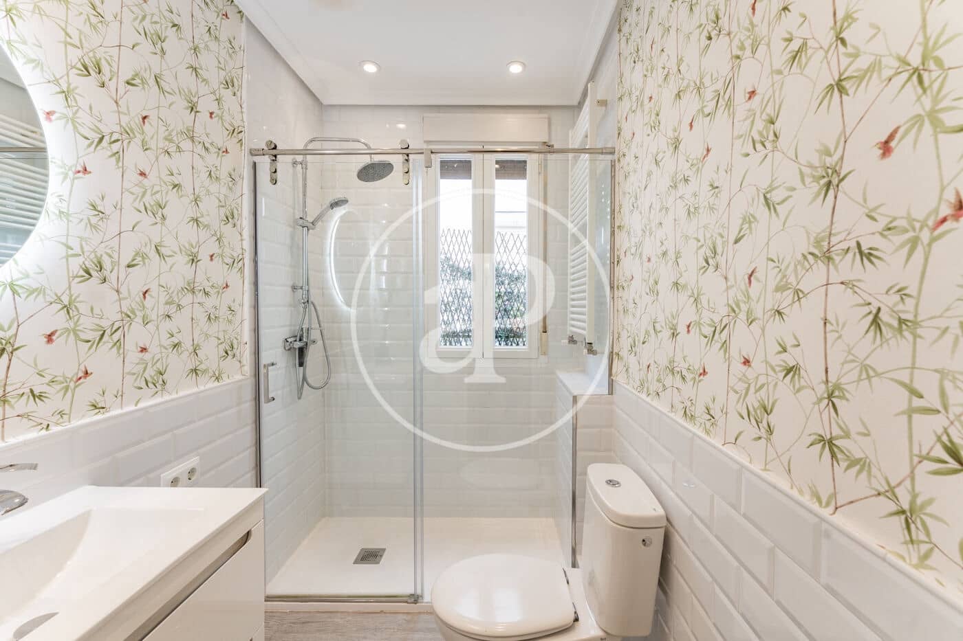 1 sovrum Lägenhet att hyra i Madrid stad - 2 500 € (Ref: 9129967)