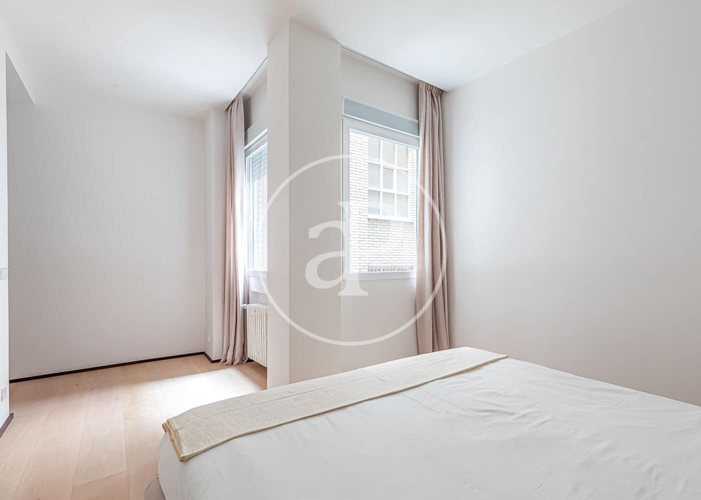 4 bedroom Apartment for sale in Madrid city - € 3,990,000 (Ref: 9132618)