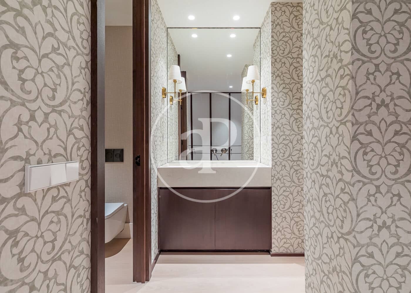 4 bedroom Apartment for sale in Madrid city - € 3,990,000 (Ref: 9132618)