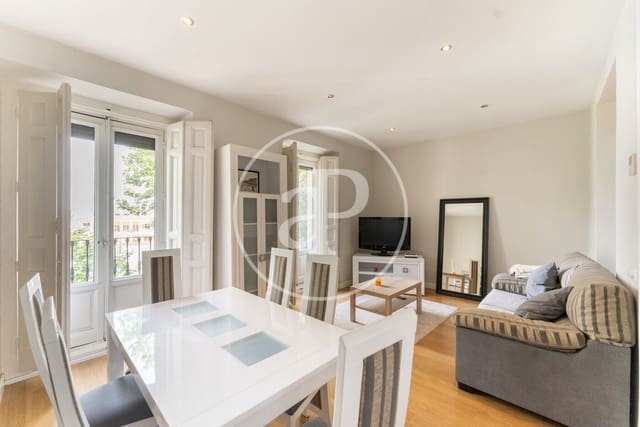 2 slaapkamer Appartement te huur in Embajadores, Madrid stad - € 2.000 (Ref: 9132621)