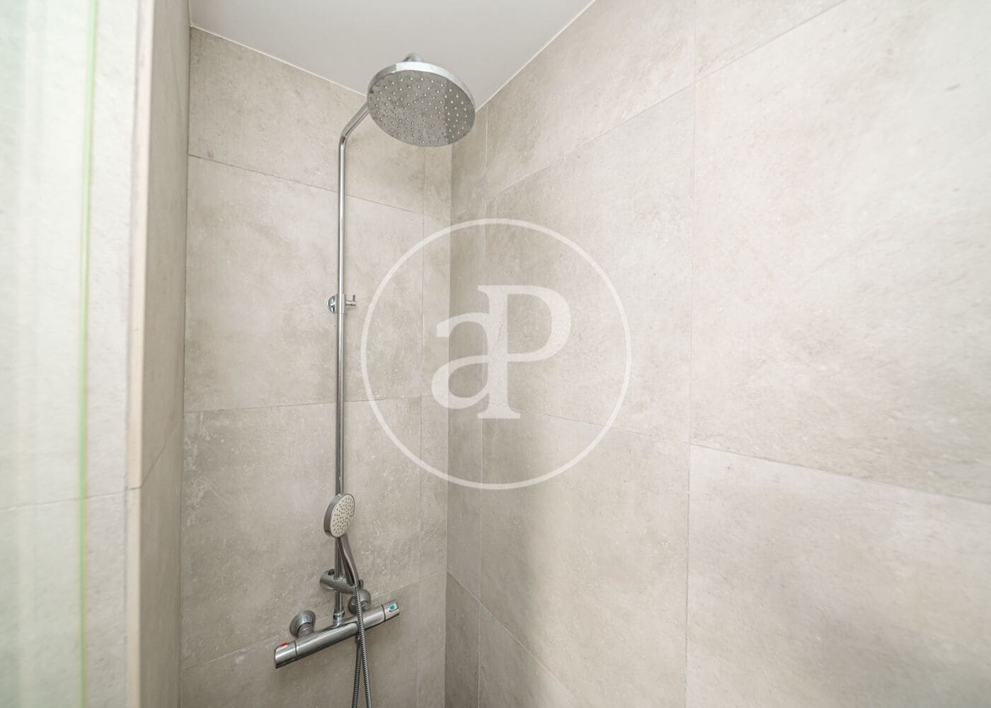 3 soveværelse Lejlighed til salg i Madrid by - € 2.195.000 (Ref: 9137385)