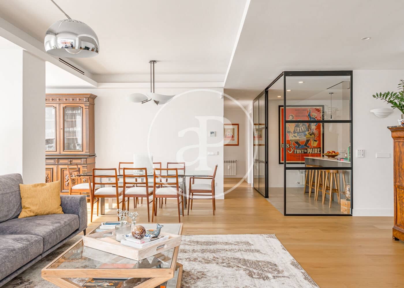 3 soveværelse Lejlighed til salg i Madrid by - € 2.195.000 (Ref: 9137385)