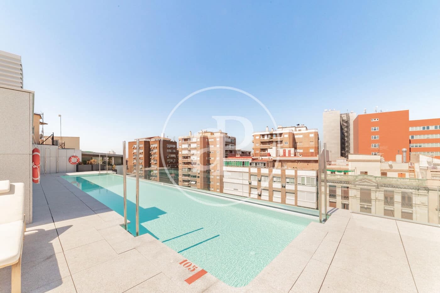 2 soverom Leilighet til leie i Madrid by med svømmebasseng - € 5 400 (Ref: 9137386)