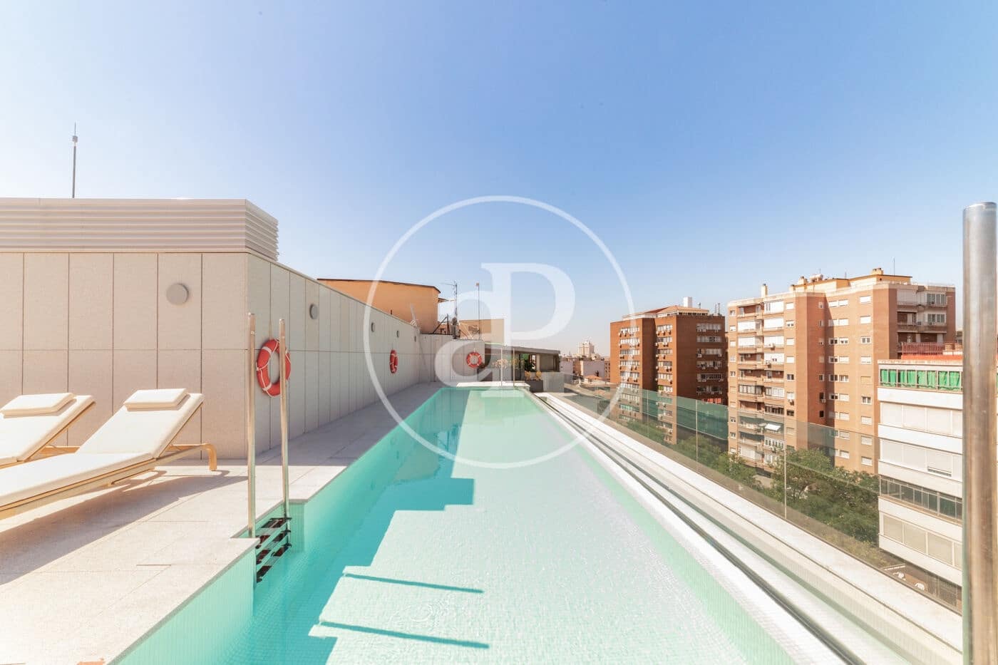 2 soverom Leilighet til leie i Madrid by med svømmebasseng - € 5 400 (Ref: 9137386)