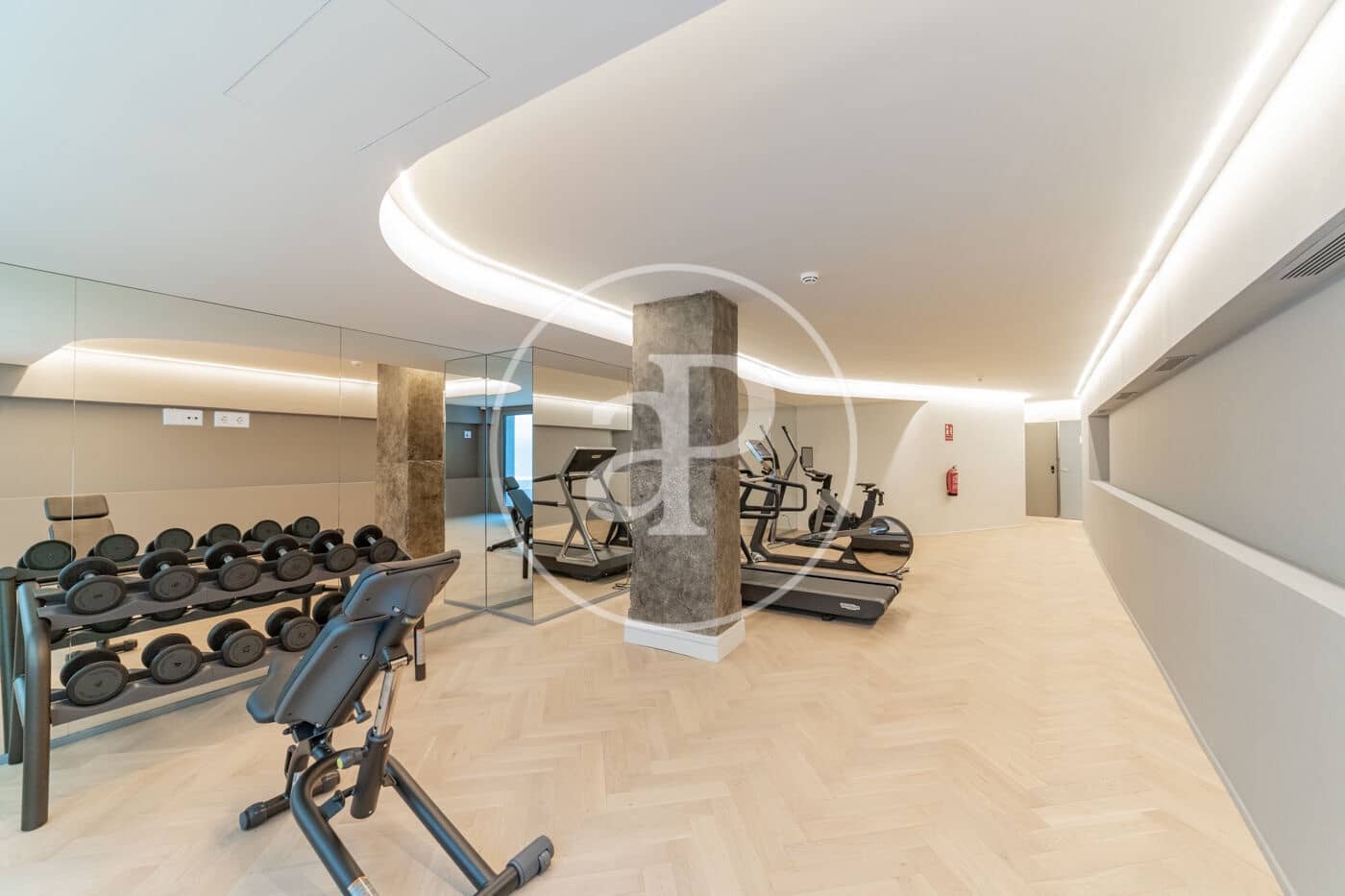 2 soverom Leilighet til leie i Madrid by med svømmebasseng - € 5 400 (Ref: 9137386)