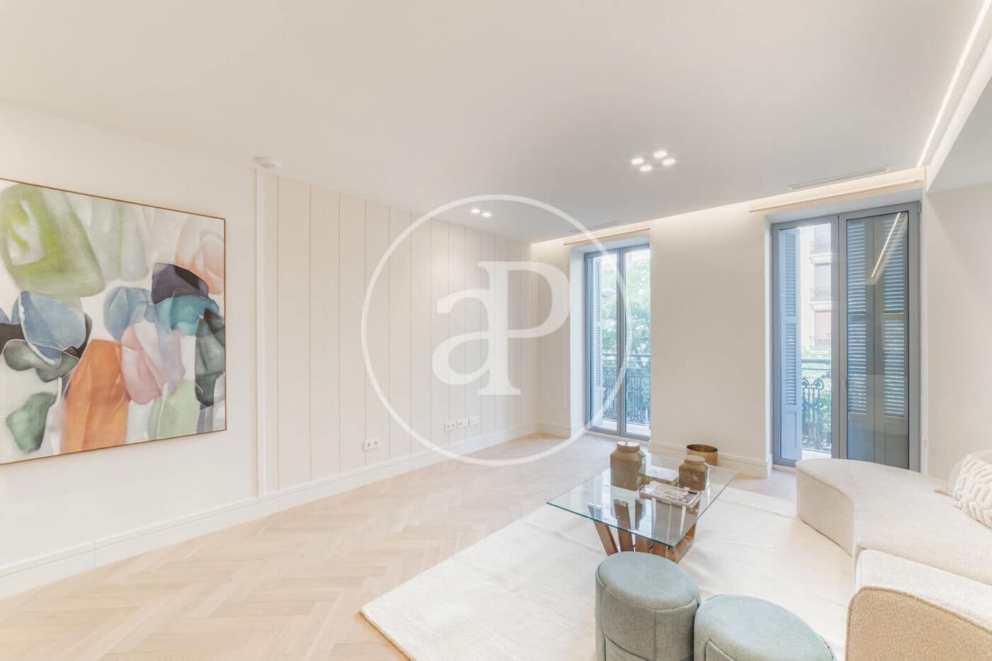 2 soverom Leilighet til leie i Madrid by med svømmebasseng - € 5 400 (Ref: 9137386)