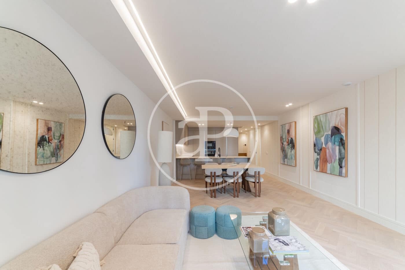 2 soverom Leilighet til leie i Madrid by med svømmebasseng - € 5 400 (Ref: 9137386)