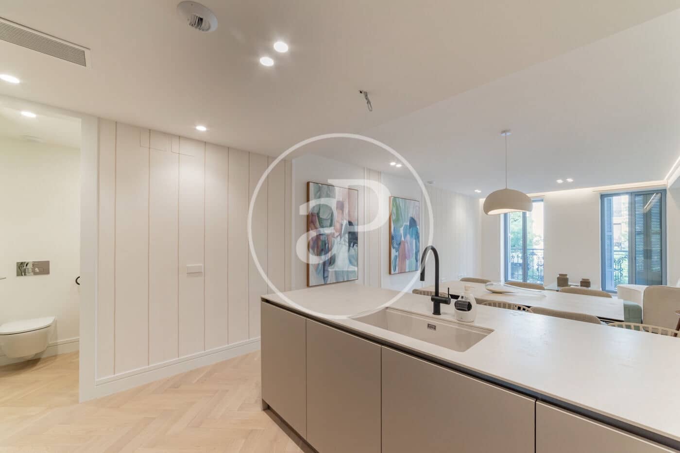 2 soverom Leilighet til leie i Madrid by med svømmebasseng - € 5 400 (Ref: 9137386)