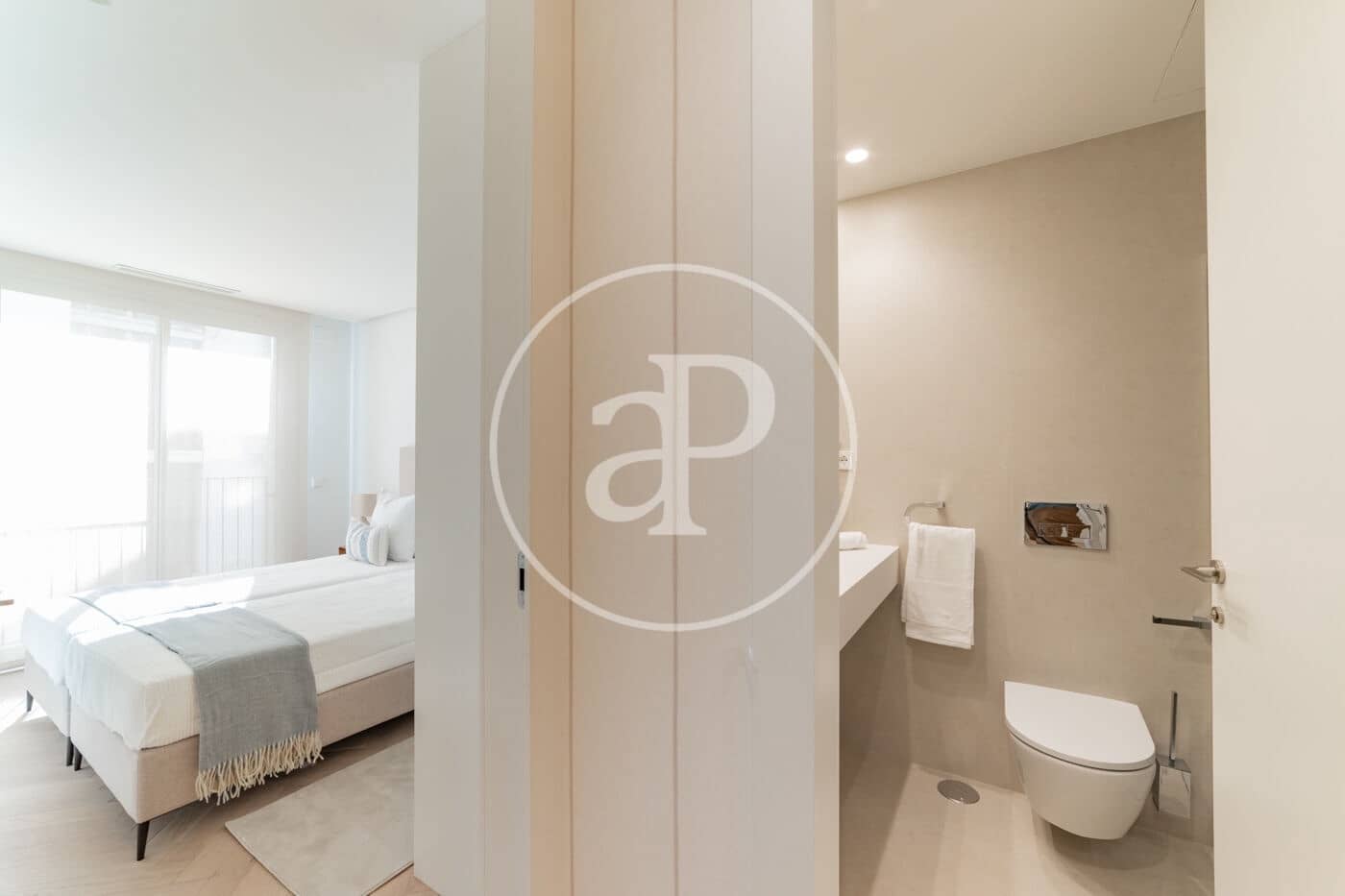 2 soverom Leilighet til leie i Madrid by med svømmebasseng - € 5 400 (Ref: 9137386)