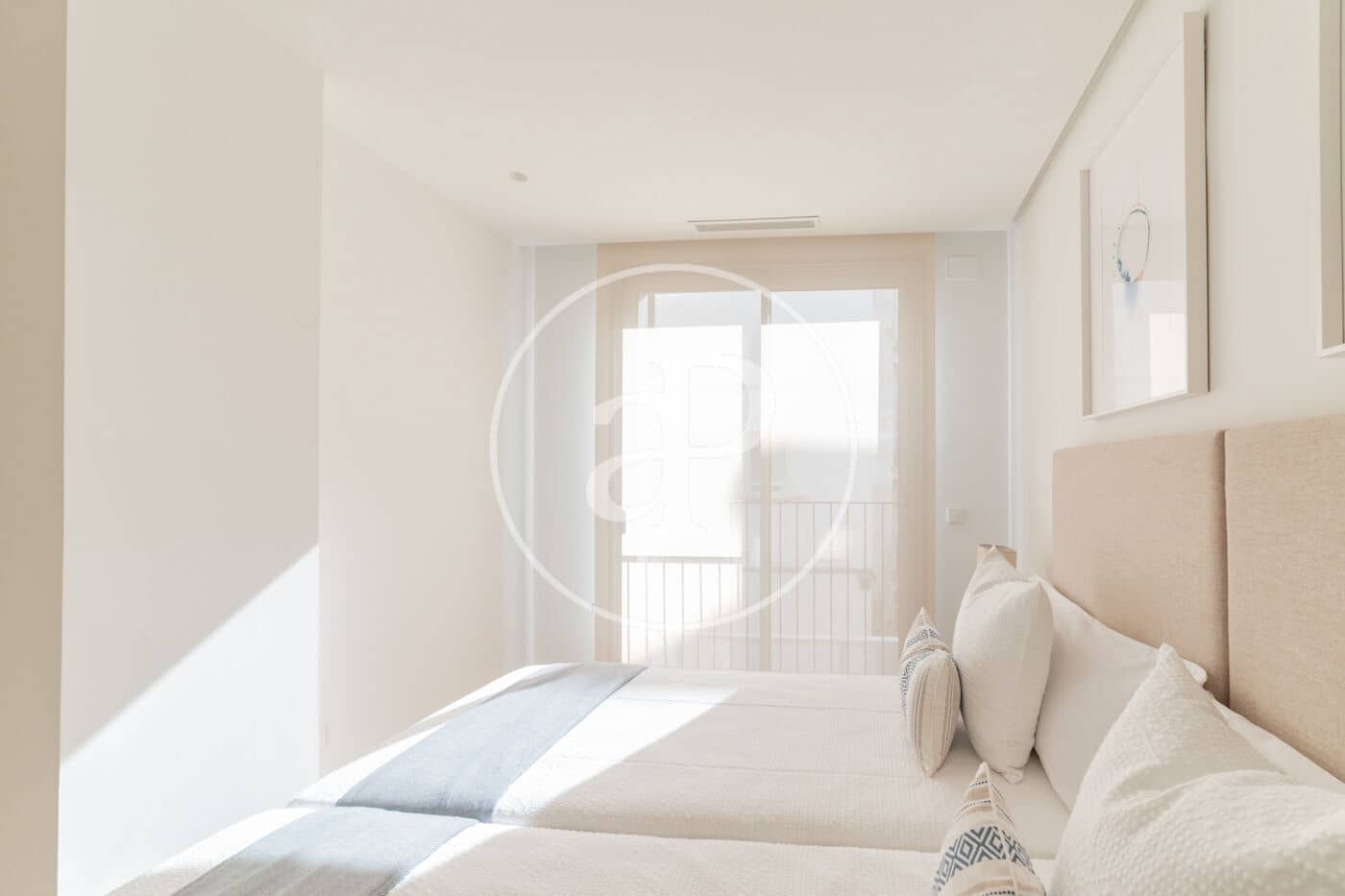 2 soverom Leilighet til leie i Madrid by med svømmebasseng - € 5 400 (Ref: 9137386)