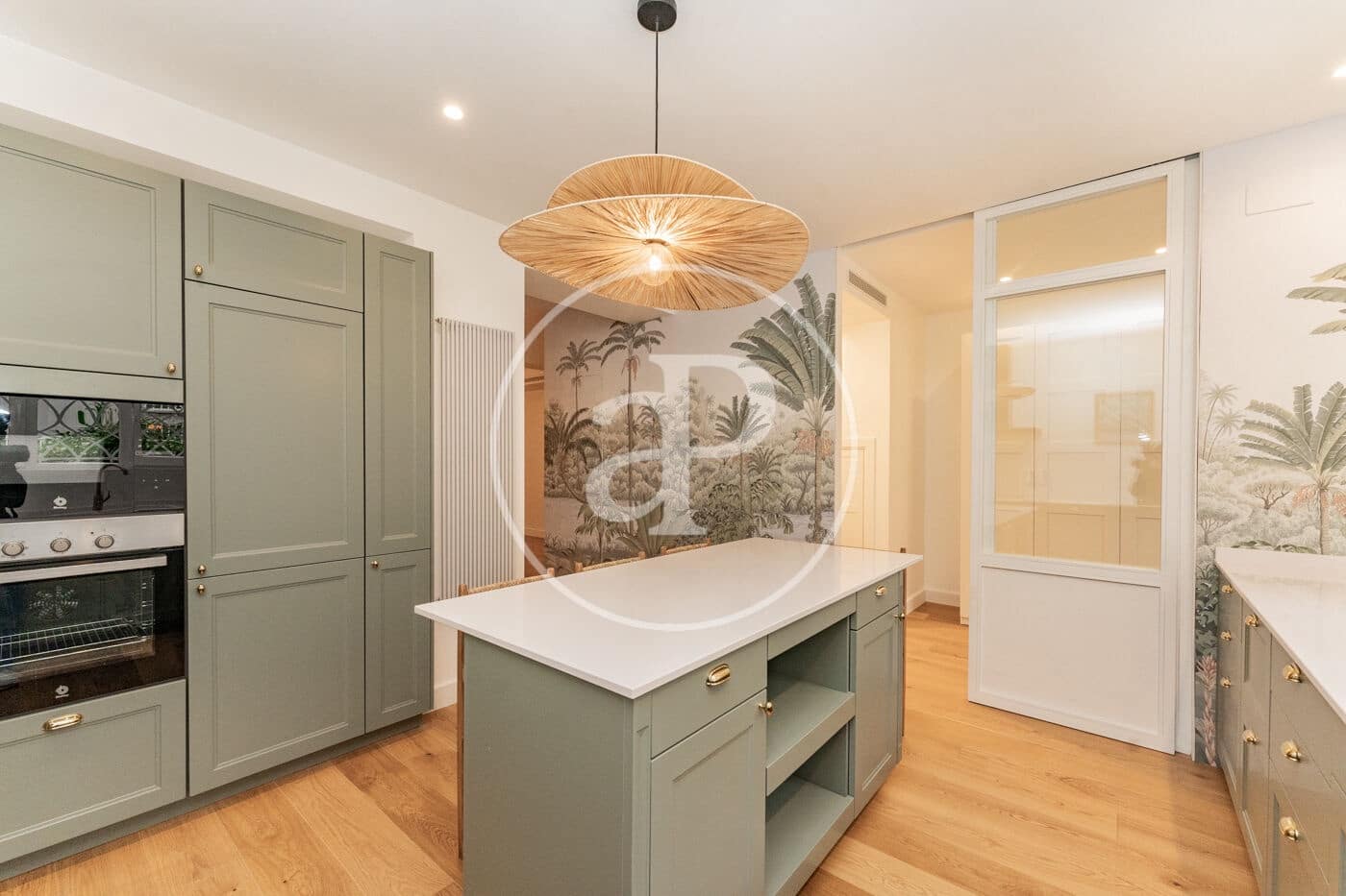 3 soveværelse Lejlighed til leje i Madrid by - € 5.000 (Ref: 9137387)