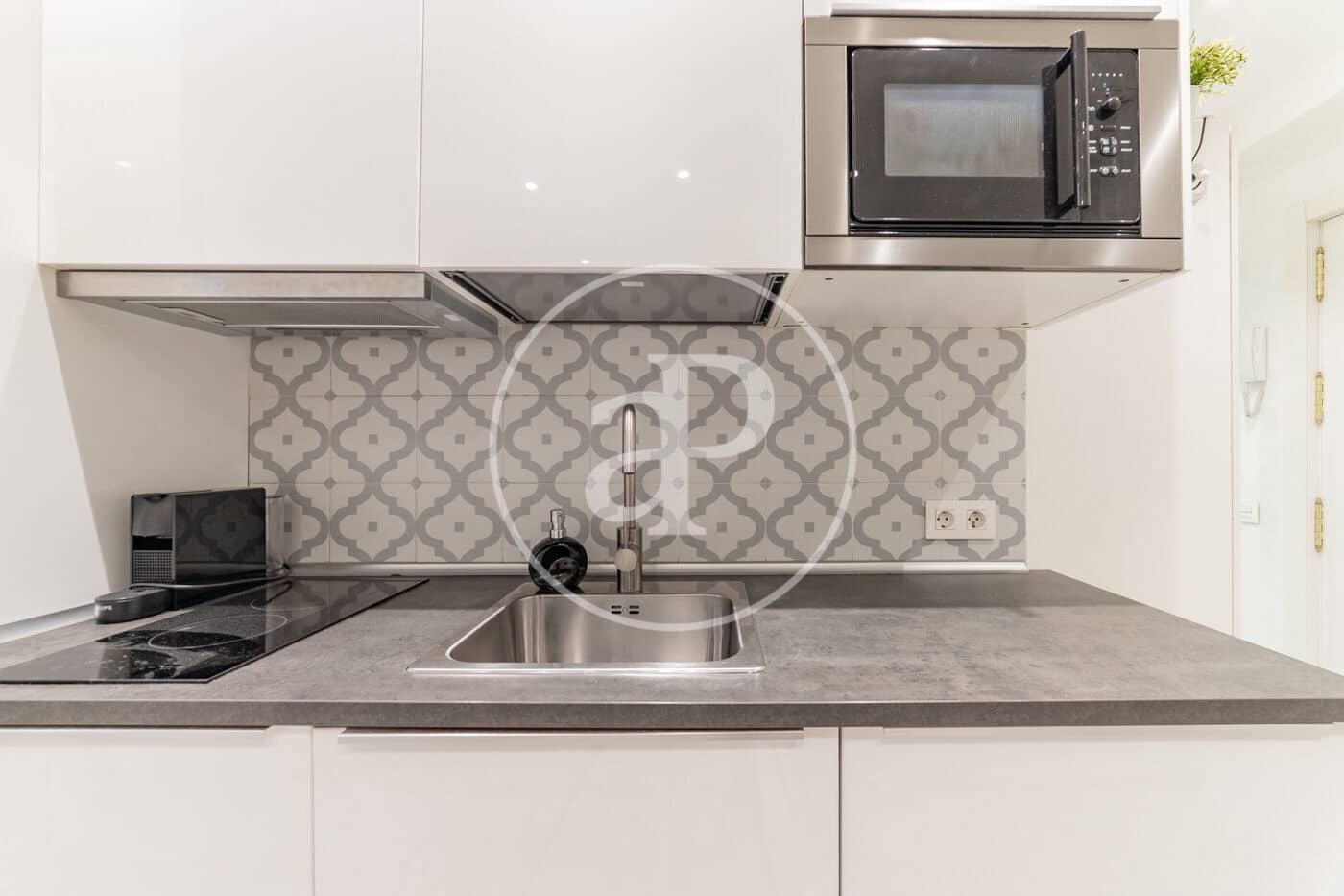 Apartamento de 1 habitación en Madrid ciudad en alquiler - 1.250 € (Ref: 9141804)