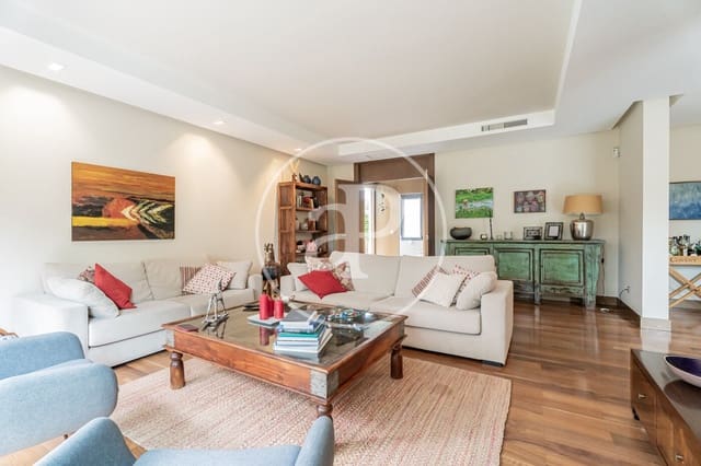 5 makuuhuone Huvila myytävänä paikassa Boadilla del Monte mukana uima-altaan - 1 300 000 € (Ref: 9141805)