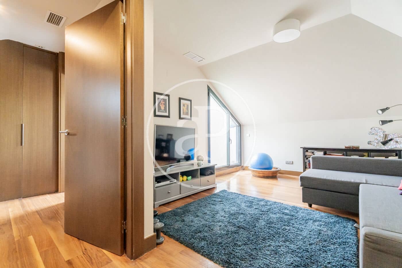 5 soverom Villa til salgs i Boadilla del Monte med svømmebasseng - € 1 300 000 (Ref: 9141805)